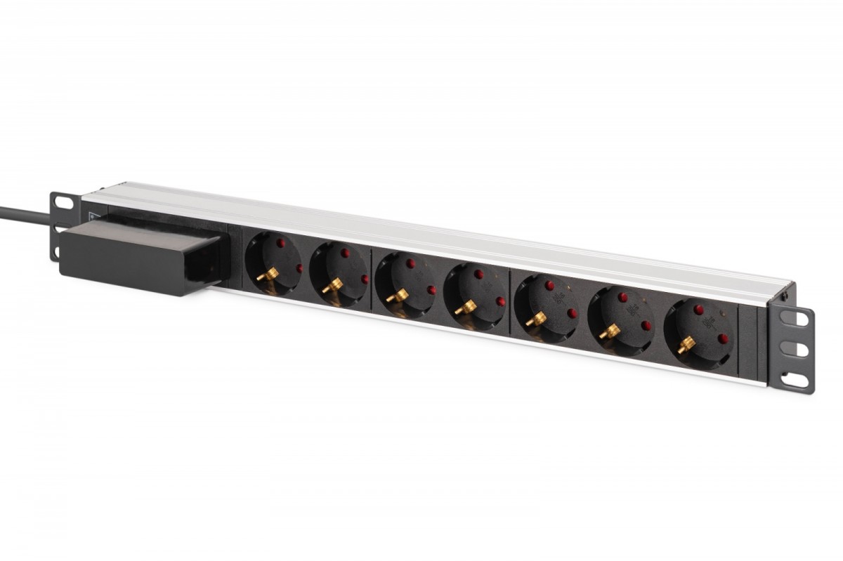 Listwa zasilająca PDU Rack 19" z wyłącznikiem nadprądowym Typ C 16A, 7 gniazd Schuko CEE 7/3 (45°), kabel 1,8m wtyk Unischuko CEE 7/7, 16A, aluminiowa