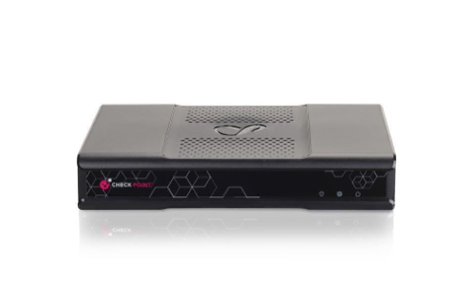 Zapora sieciowa SG 1535 appliance. Includes SNBT subscription packagand Direct Premium support for 1Y 