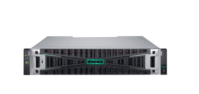 Zestaw macierzy pamięci masowej all-flash w obudowie 2U (small form factor), zawierający dwa kontrolery Fibre Channel 32 Gb (4-portowe) 46TB S3T84A