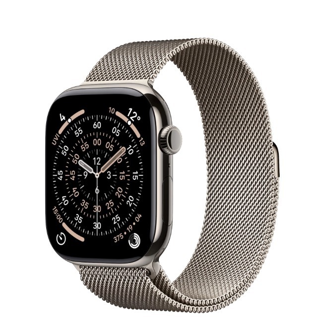 Watch Series 11 GPS + Cellular koperta 42 mm z tytanu w kolorze naturalnym, bransoleta mediolańska w kolorze naturalnym