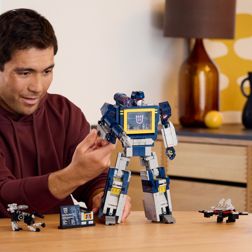 Klocki Icons 10358 Transformers: Soundwave 