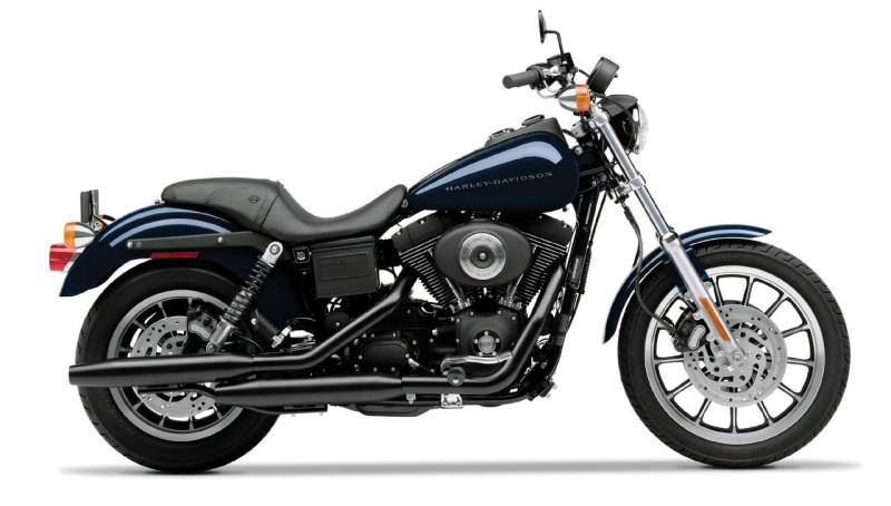 Model kompozytowy 2004 Harley Davidson Dyna