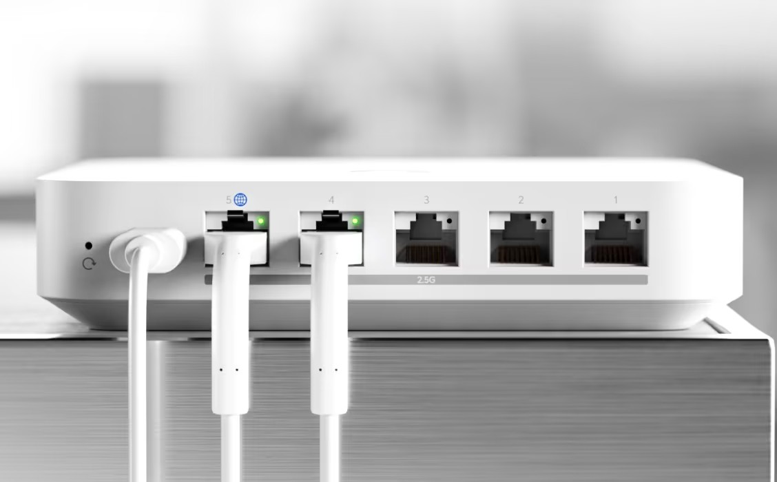 Router UniFi Cloud Gateway Max UCG-Max 